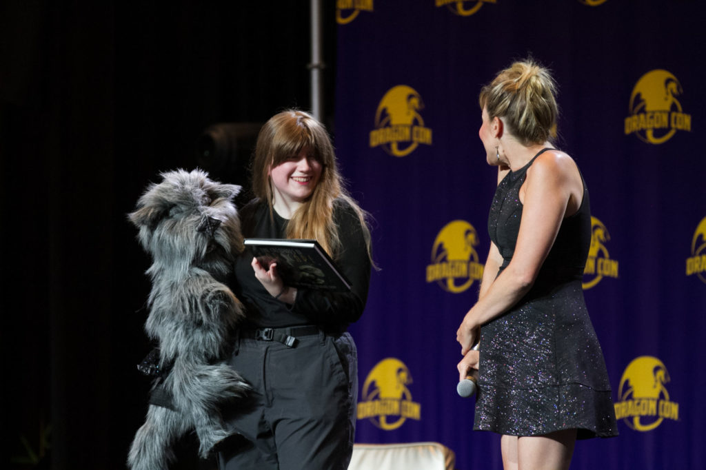 Gigi Edgley Presenting Diana an Honorable Mention